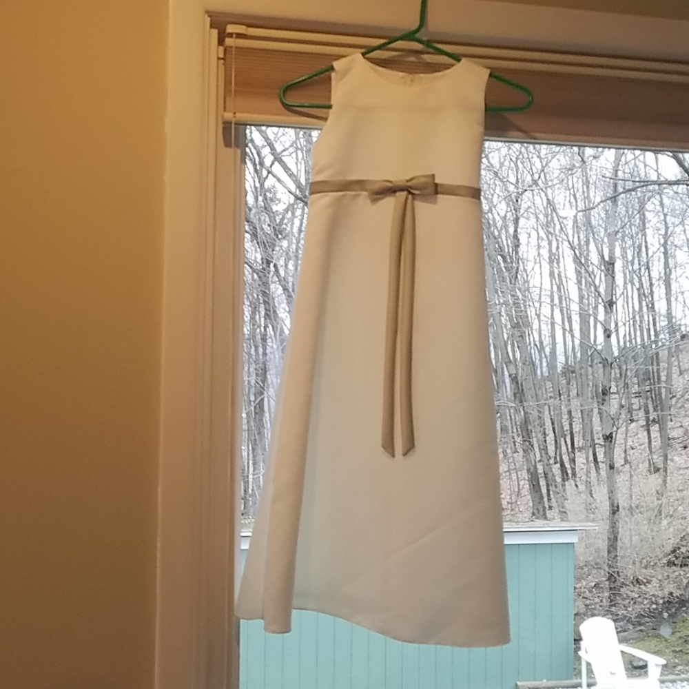 Girls flower girl dress sz7